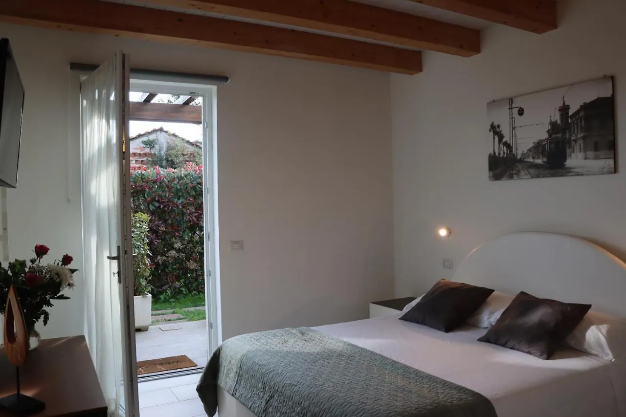 Bed & Breakfast Il Toscanello Lido di Camaiore Italy