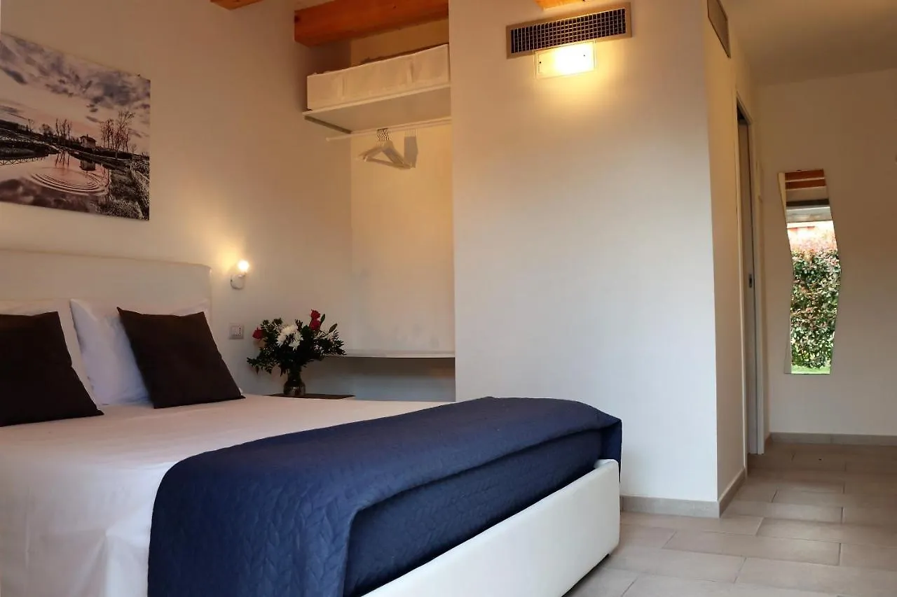 Il Toscanello Lido di Camaiore 0*,