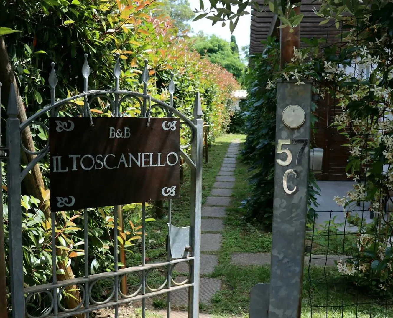 Il Toscanello Lido di Camaiore 0*,  Italy